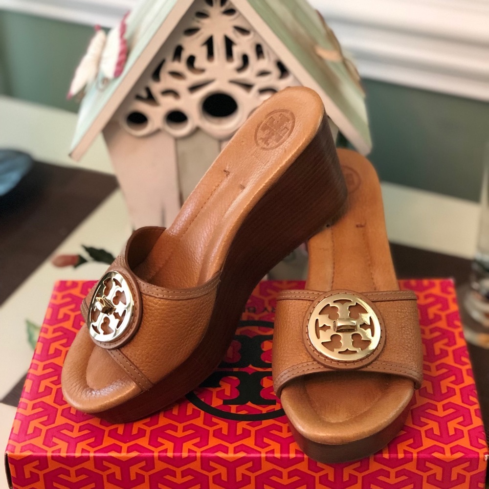 Tory Burch Selma Tan Leather Wedge